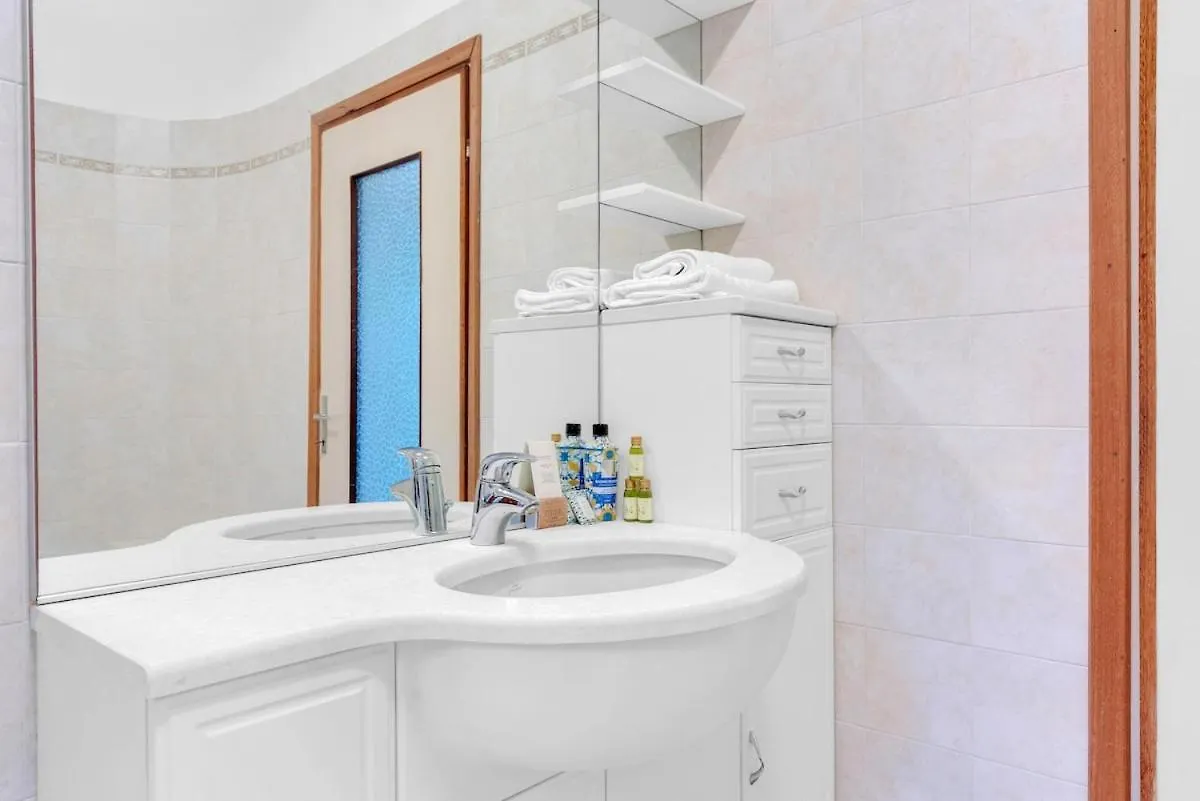 Villa Carli By Leonardo - Comfort Apartment Soiano Del Lago