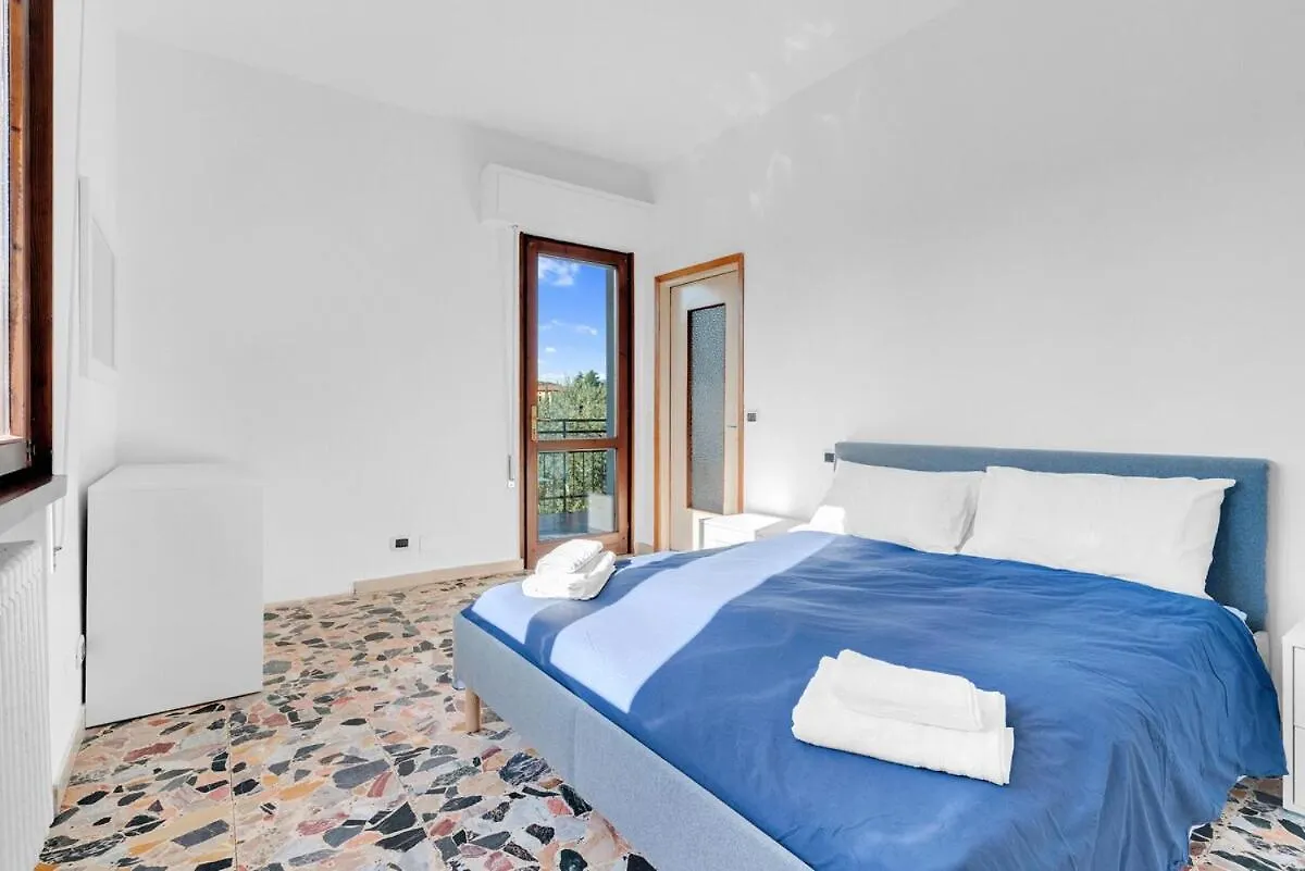 Villa Carli By Leonardo - Comfort Apartment Soiano Del Lago 0*,  Italien