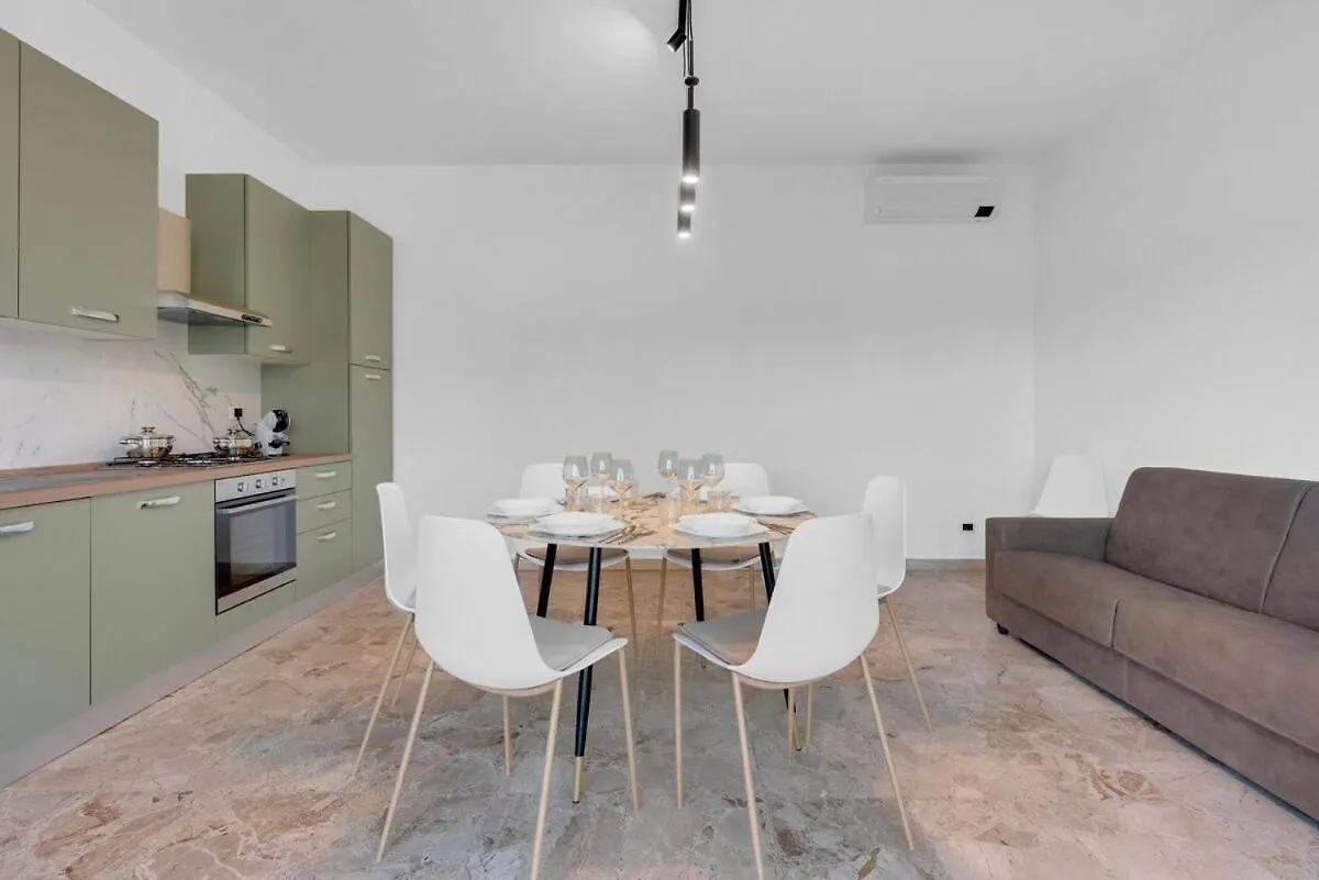 Villa Carli By Leonardo - Comfort Apartment Soiano Del Lago